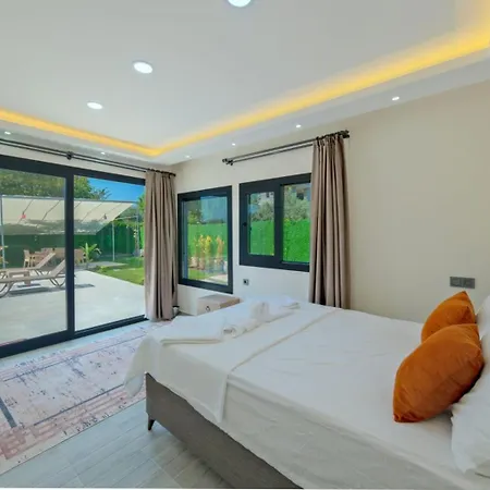Hotel Kizil 4*
